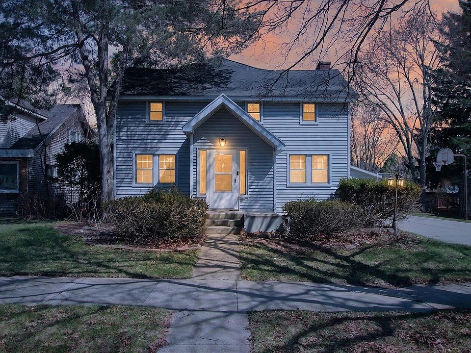 1st image of 804 Woodworth Ave
