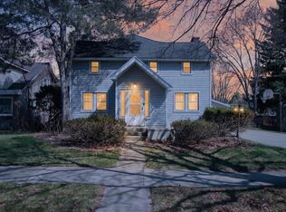 804 Woodworth Ave, Alma, MI