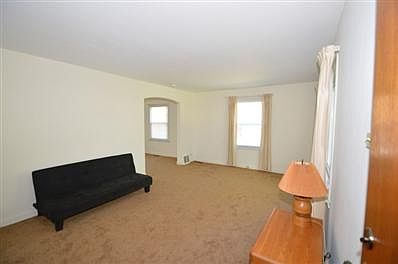 3rd image of 1332 Portsmouth Ave