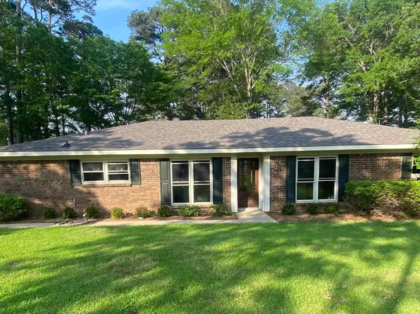 2306 Azalea Dr, Ruston, LA 71270