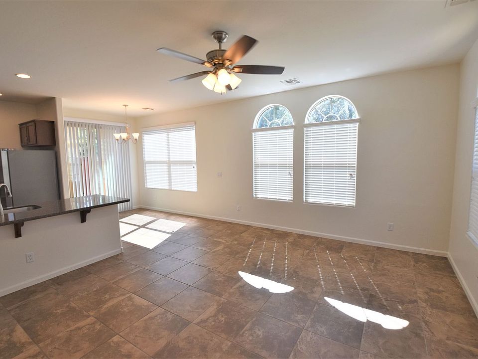 1487 S Sinova Ave, Gilbert, AZ 85296 Zillow