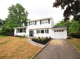 27 Gulf Rd, East Brunswick, NJ 08816