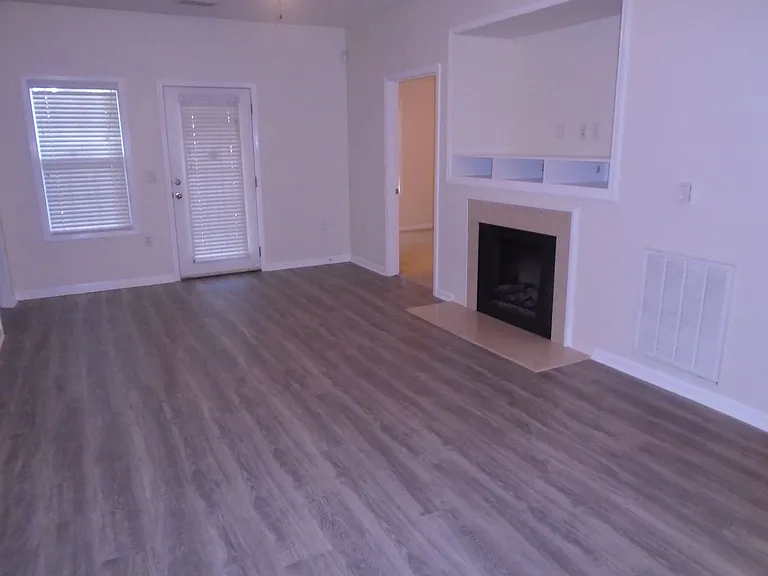 635-206 Marshtree Ln — Photo 6