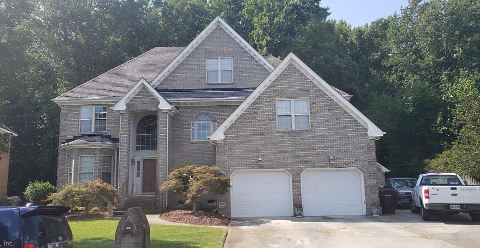 2nd image of 656 Hidden Falls Ln