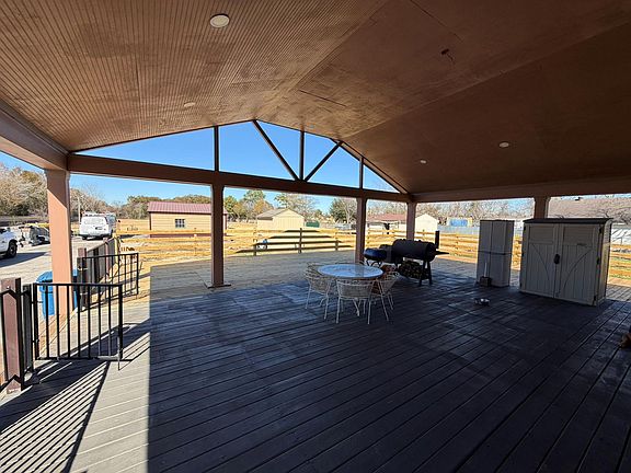 4th image of 601 Mitchell Rd