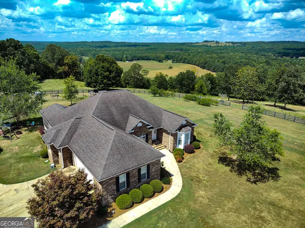 2397 County Road 79, Roanoke, AL 36274