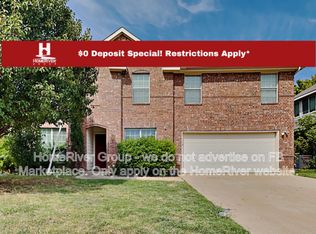 1214 Maple Terrace Dr, Mansfield, TX 76063