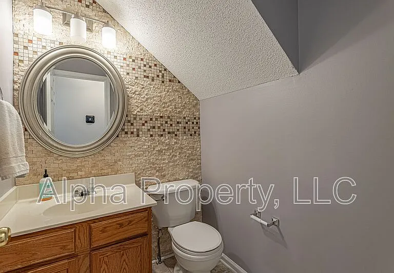 736 Bent Hollow Ct — Photo 11