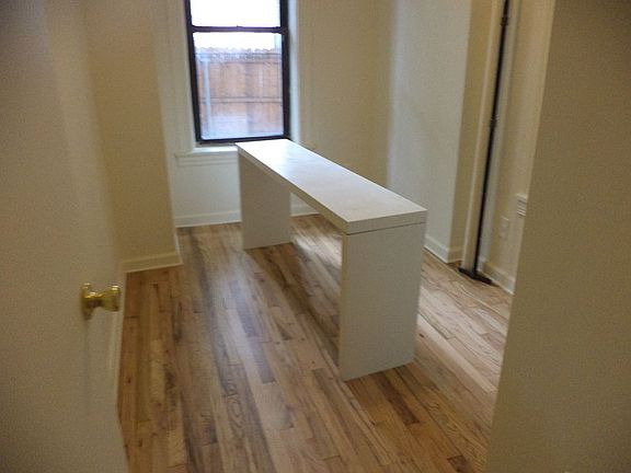 4th image of 407 14th St APT 1R