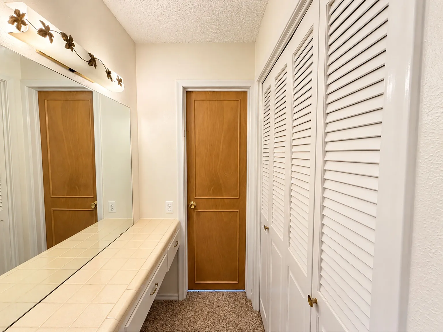 7 Timberside Dr — Photo 2