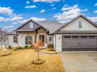 1817 Creekview Dr, Sherwood, AR 72120