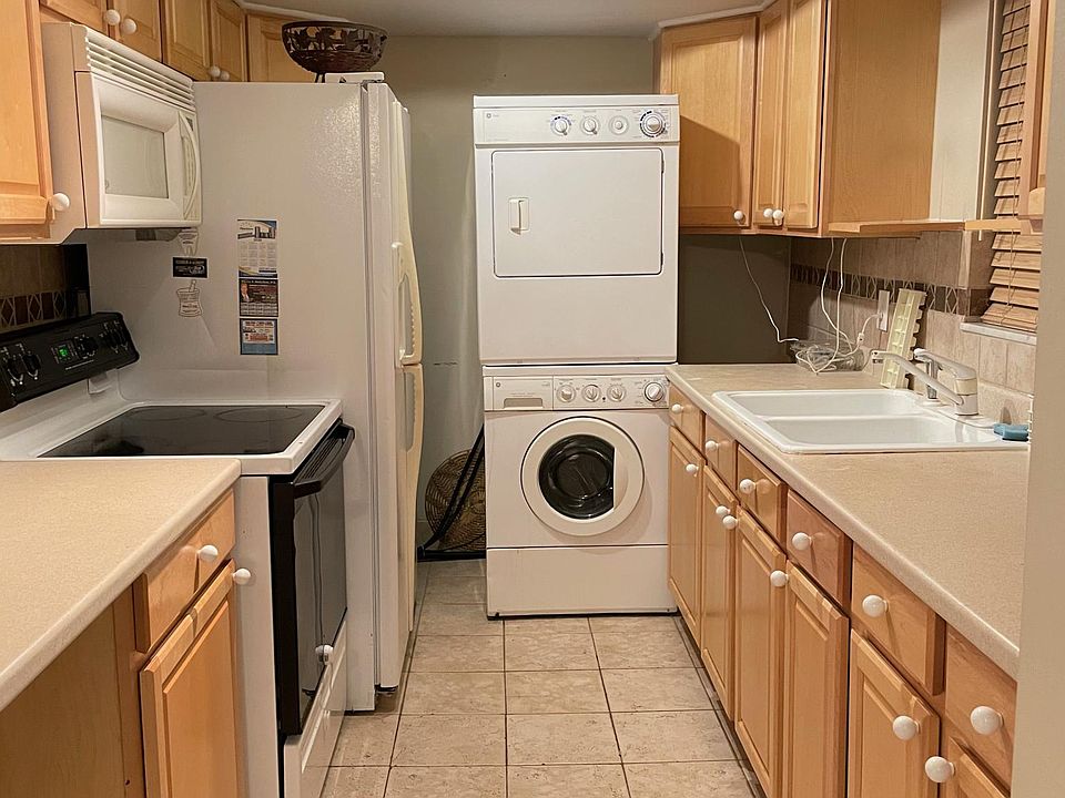 1st image of 4320 Lakeway Dr