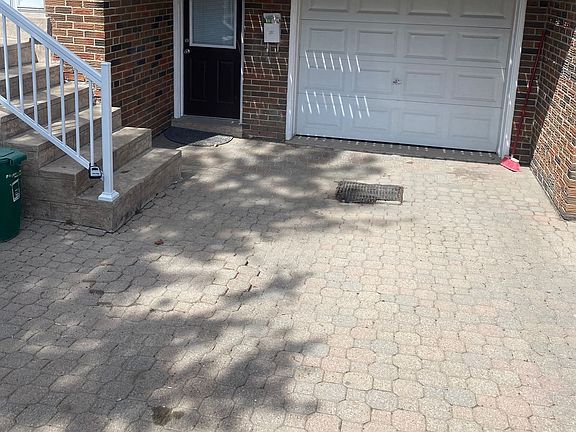 2nd image of 3083 Rymal Rd