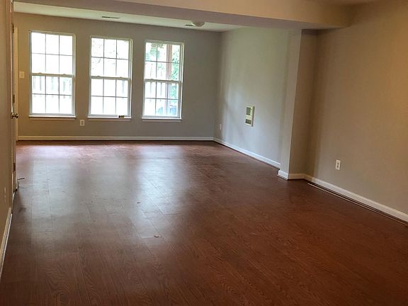 5th image of 13653 Stratford Glen Pl