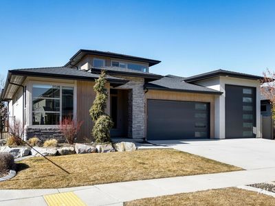 3815 S Daybreak Way, Meridian, ID, 83642