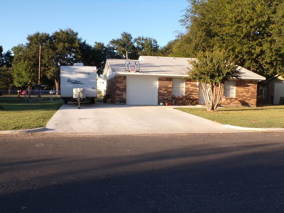 1st image of 222 W Andrew Dr