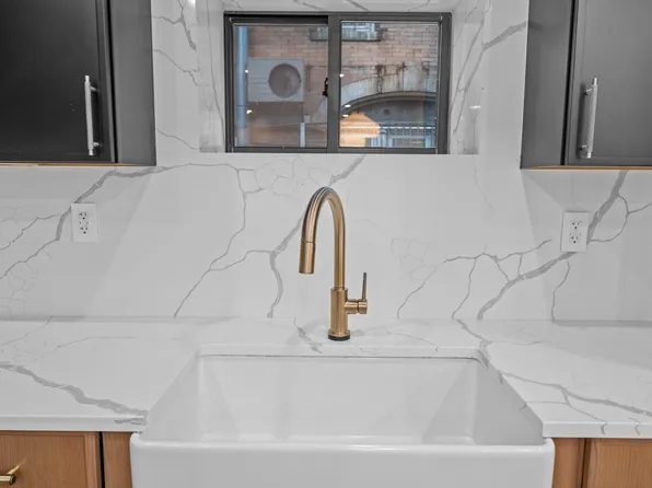 2729 Bedford Avenue image 30 of 33