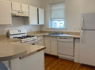 46 E Transit St #1F, Providence, RI 02906