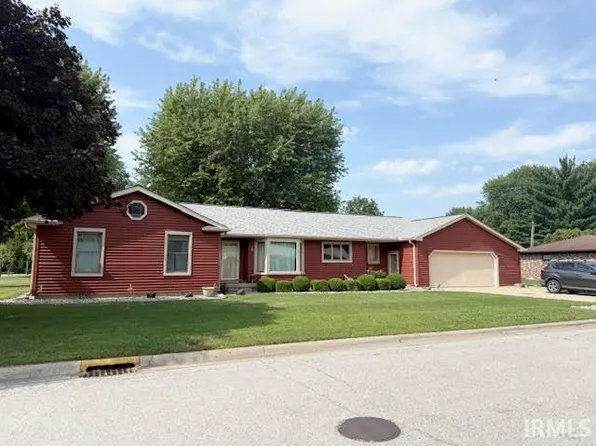 58 W Welkum Ln, Rossville, IN 46065