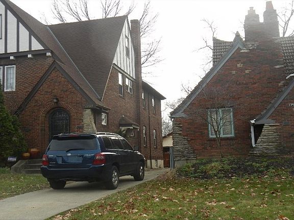 3rd image of 1757 Berkley Ave
