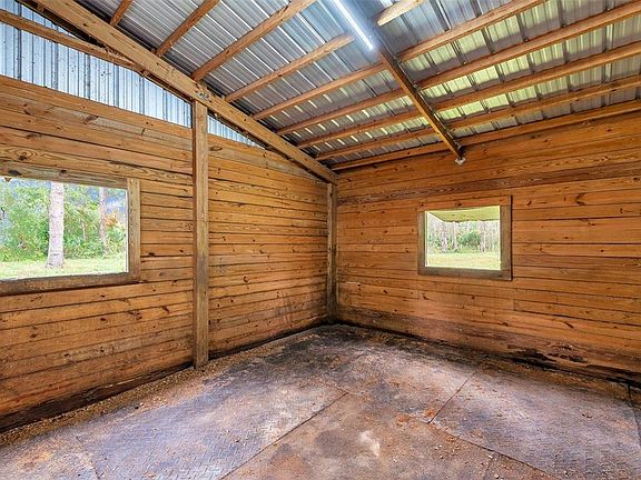 5th image of 655 Appaloosa Rd