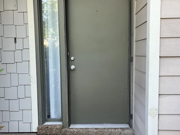 611 Barlin Dr, Nashville, TN 37221