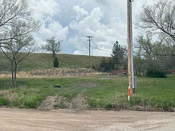 4th image of 802 4th Ave