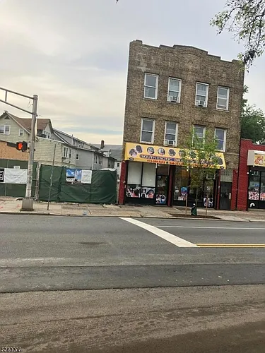 789 S Orange Ave Photo 1