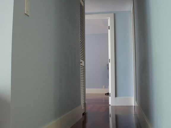 3rd image of 4200 Hillcrest Dr APT 203