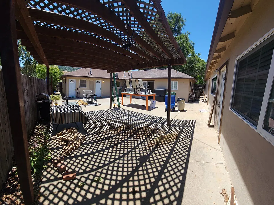 310 Cerro Romauldo Ave