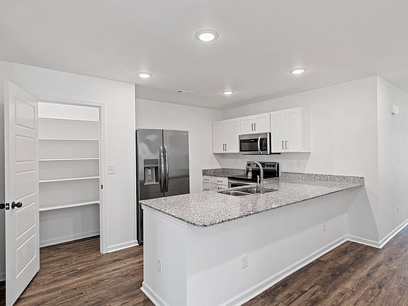 5th image of 312 Alex Jordan Dr