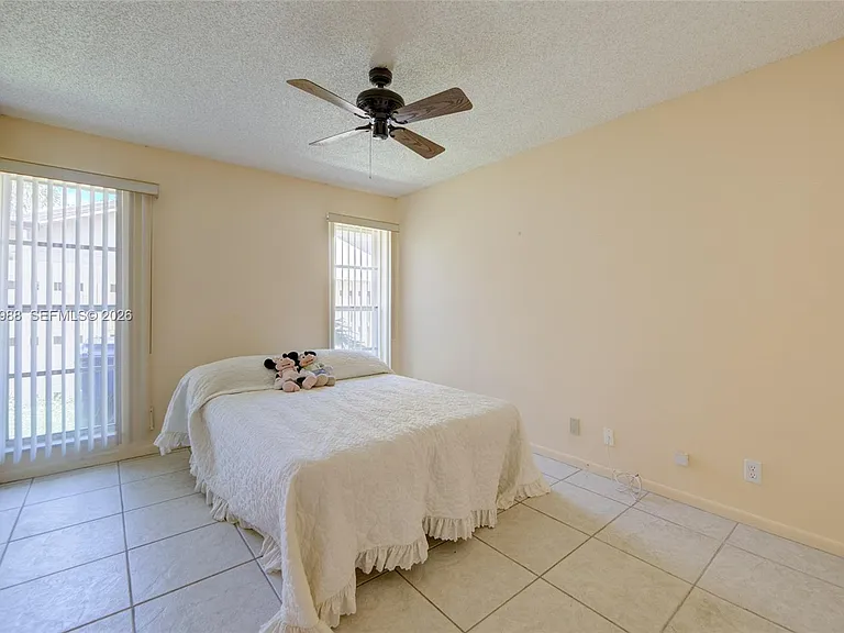 9039 NW 21st Ct — Photo 31