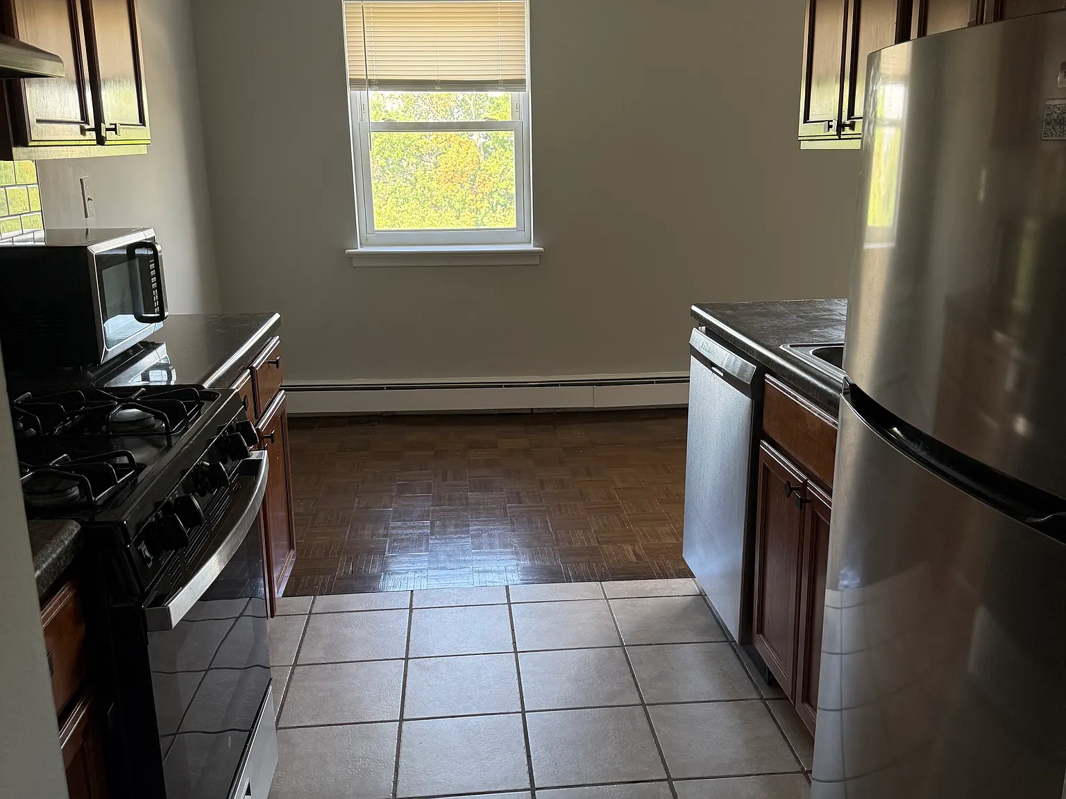 1 bed, 760 sqft, $2,195 — Photo 2