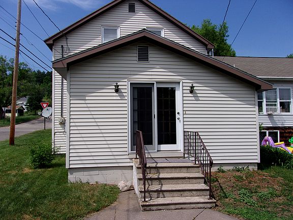2nd image of 519 Fairbanks St