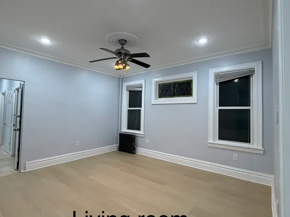 154 W 33rd St Floor 1, Bayonne, NJ 07002