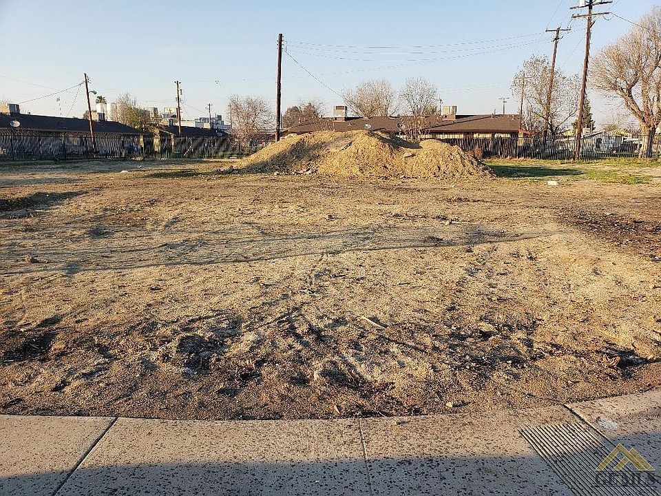 2nd image of 1000 Dr Martin Luther King Jr Blvd