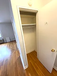 Rented by Chana Ofek, LREB