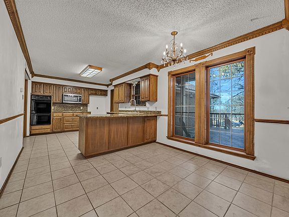 5th image of 205 William Wallace Dr