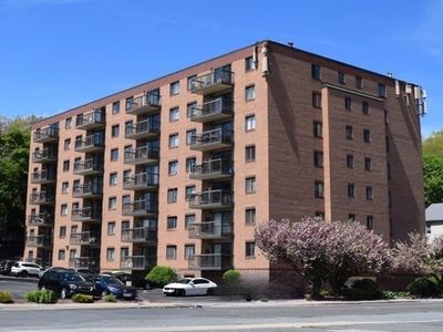 500 Salem St APT 405, Medford, MA, 02155