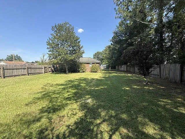 10713 Plummer Cir — Photo 4