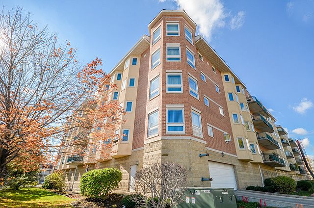 1st image of 100 W Roosevelt Ave Unit 303