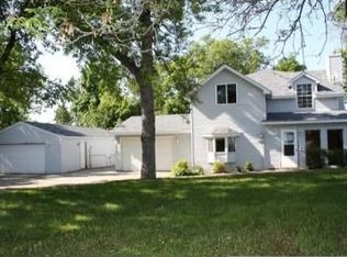 4702 69th Ave N, Brooklyn Center, MN 55429