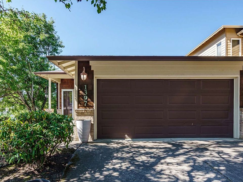1st image of 1397 SW 22nd Ter