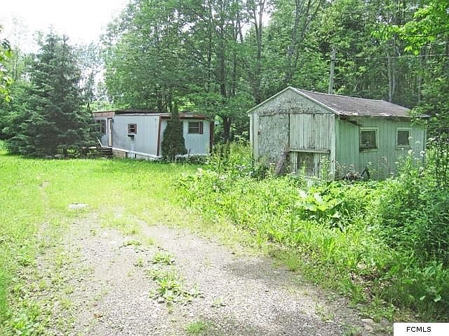 2nd image of 203 Beldon Corners Rd