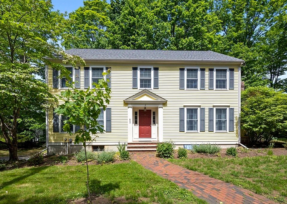 1st image of 2 Laurel St
