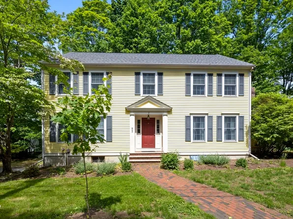 2 Laurel St, Lexington, MA 02421