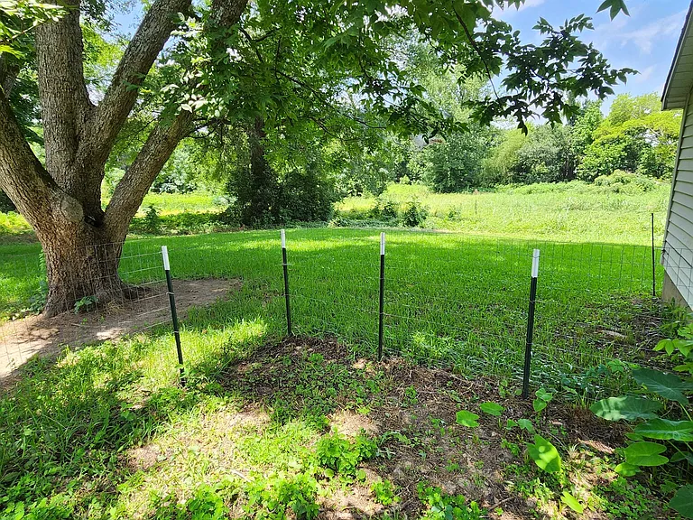 S Magnolia Dr — Photo 12
