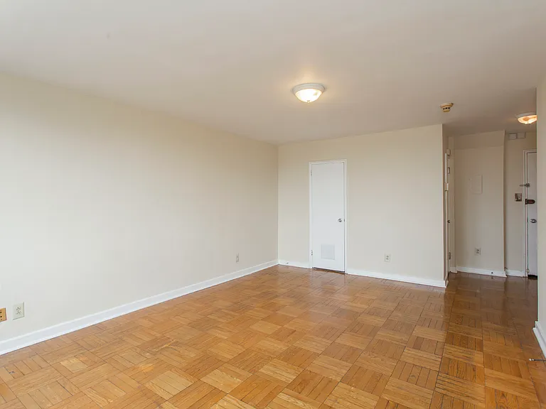 2601 Pennsylvania Ave #711 — Photo 6