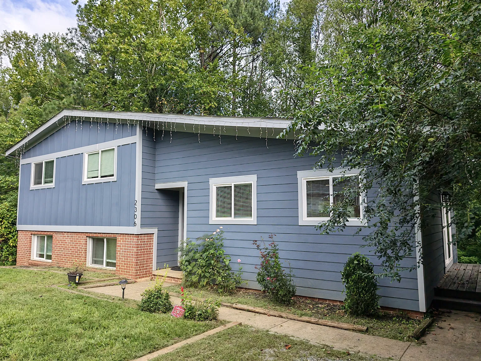 2306 Williamsburg Rd — Photo 2