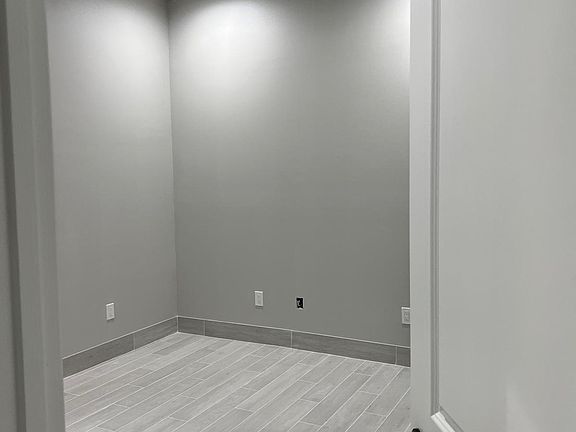 2nd image of 8539 Valor Dr